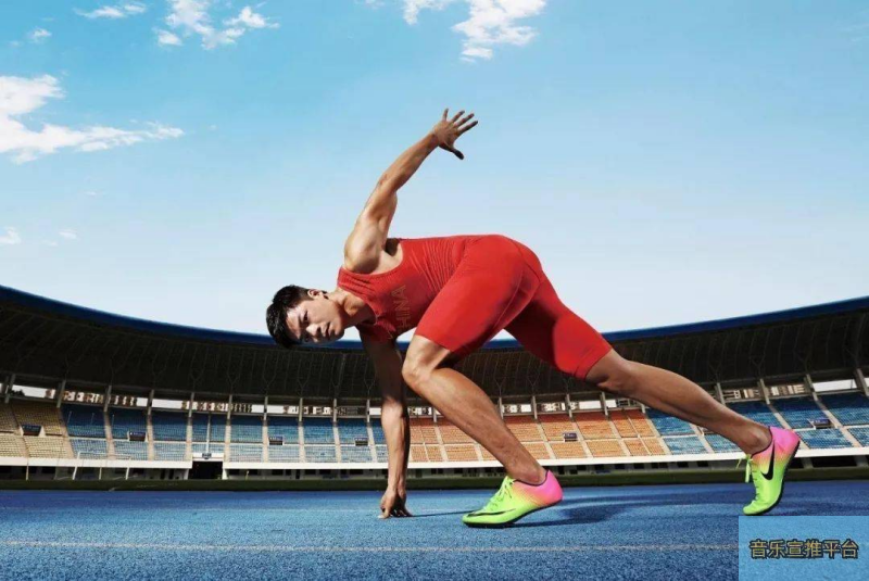 [图]德甲-凯恩帽子戏法 拜仁4-1霍芬海姆开赛四连胜