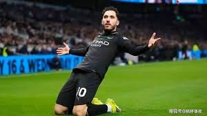 16岁时的戈登就已经可以飞天遁地了